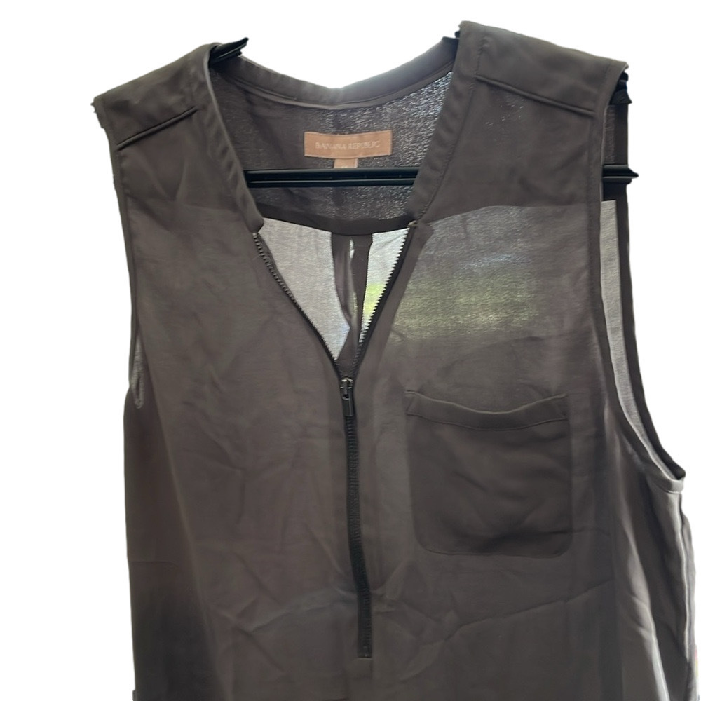 Banana Republic Sleeveless Top Women’s Medium Sheer Chiffon Casual Grunge Chic - Picture 7 of 14